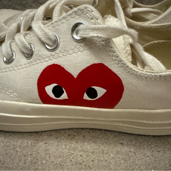 Comme des Garçons PLAY x Converse Chuck Taylor All Star Low Top Sneakers Unisex - Picture 7 of 9